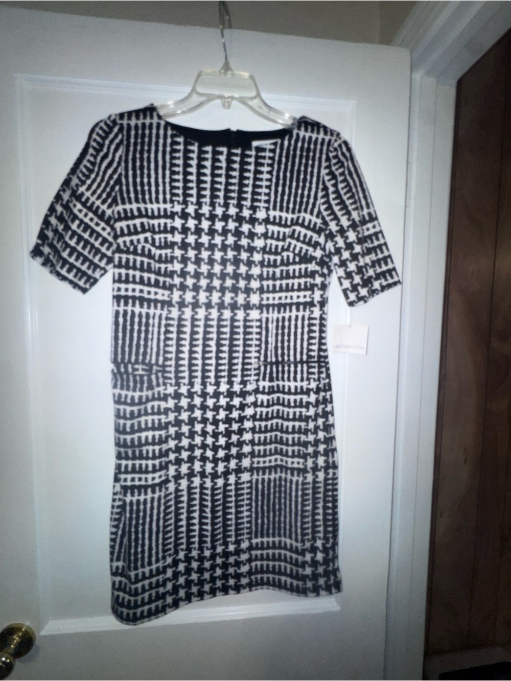 Liz Claiborne Black and White Geometric Midi Dress